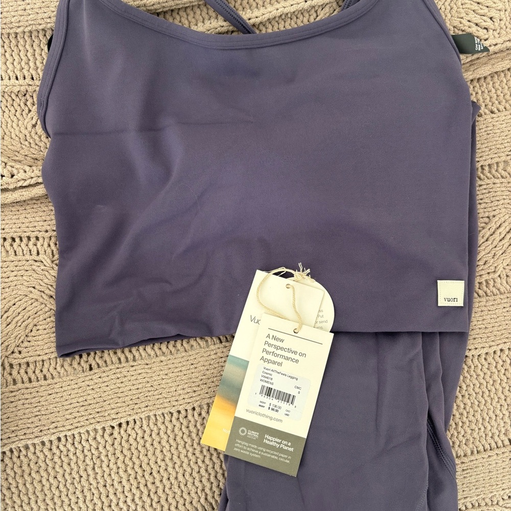 Vuori Women's Purple Leggings and tank top set